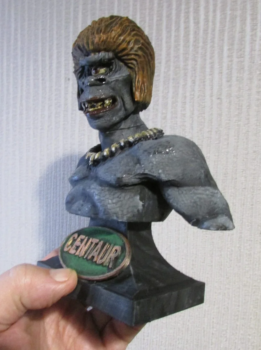 RAY HARRYHAUSEN'S GOLDEN VOYAGE OF SINBAD CENTAUR BUST PAINTED AND FINISHED, изображение 2