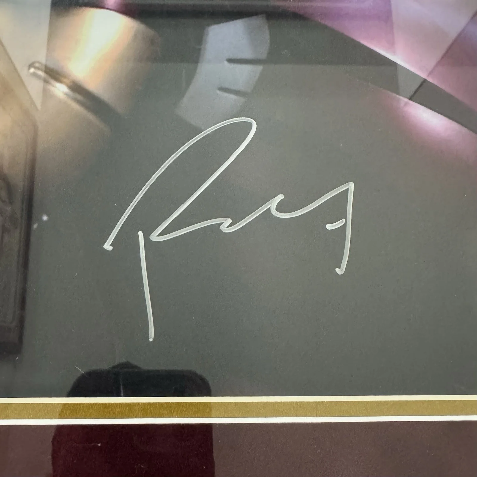Robert Downey Jr — ROBERT DOWNEY JR. SIGNED IRON MAN 16x20 PHOTO FRAMED BECKETT BAS COA #B10751, изображение 2