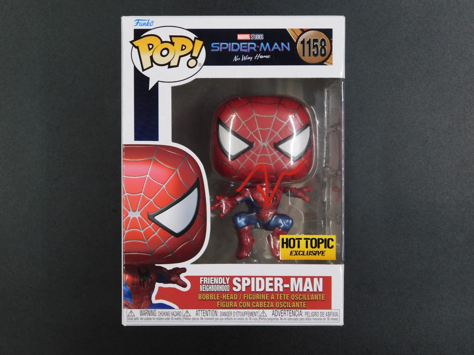 Tobey Maguire — Tobey Maquire Signed Autographed Funko Pop 1158 Spider-Man Peter Parker ACOA, изображение 2