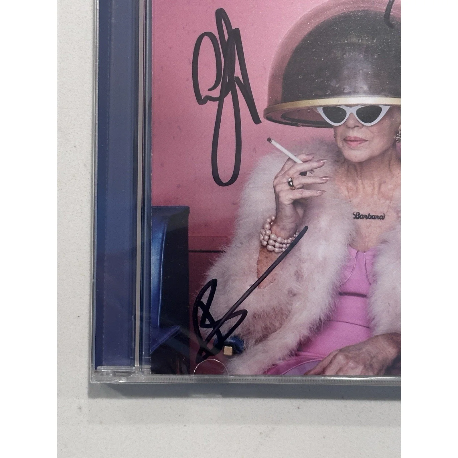 Old Dominion Band Signed 2025 Barbara Album Cover Booklet CD – COA #4, изображение 3