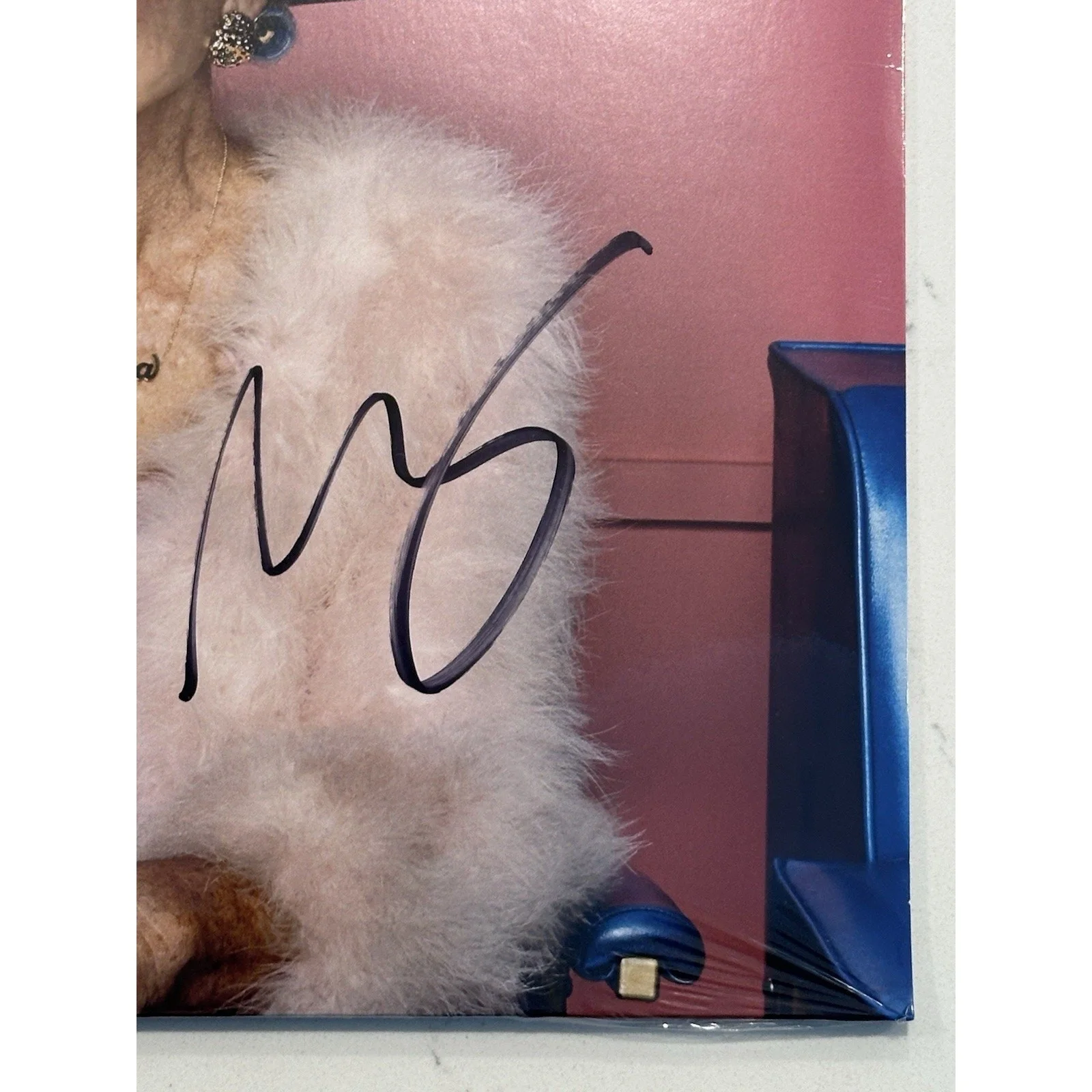 Old Dominion Band Signed 2025 Barbara Album Blush Pink Vinyl AUTOGRAPHED #3, image 4