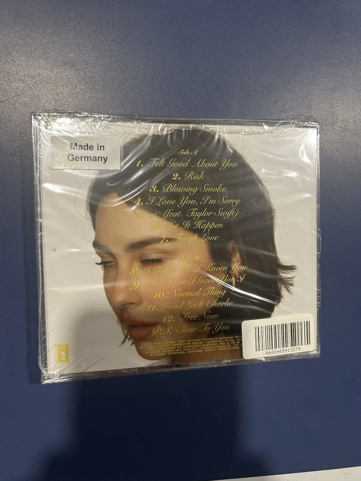 Gracie Abrams Secret Of Us CD & Signed Art Card Autographed SEALED, image 2