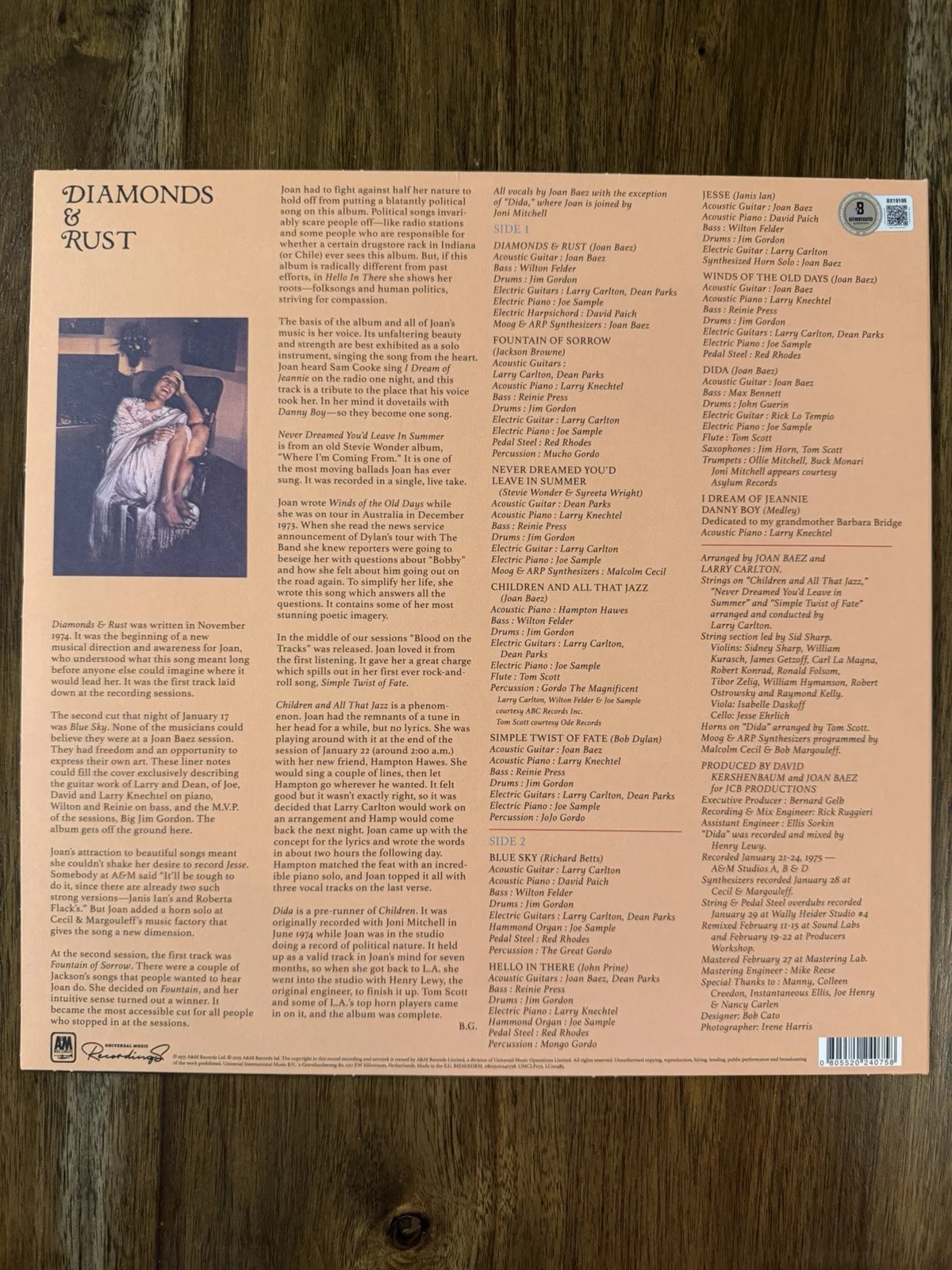 ‘Joan Baez’ Signed Vinyl Album ‘Diamonds & Rust’ Beckett Certified, image 2