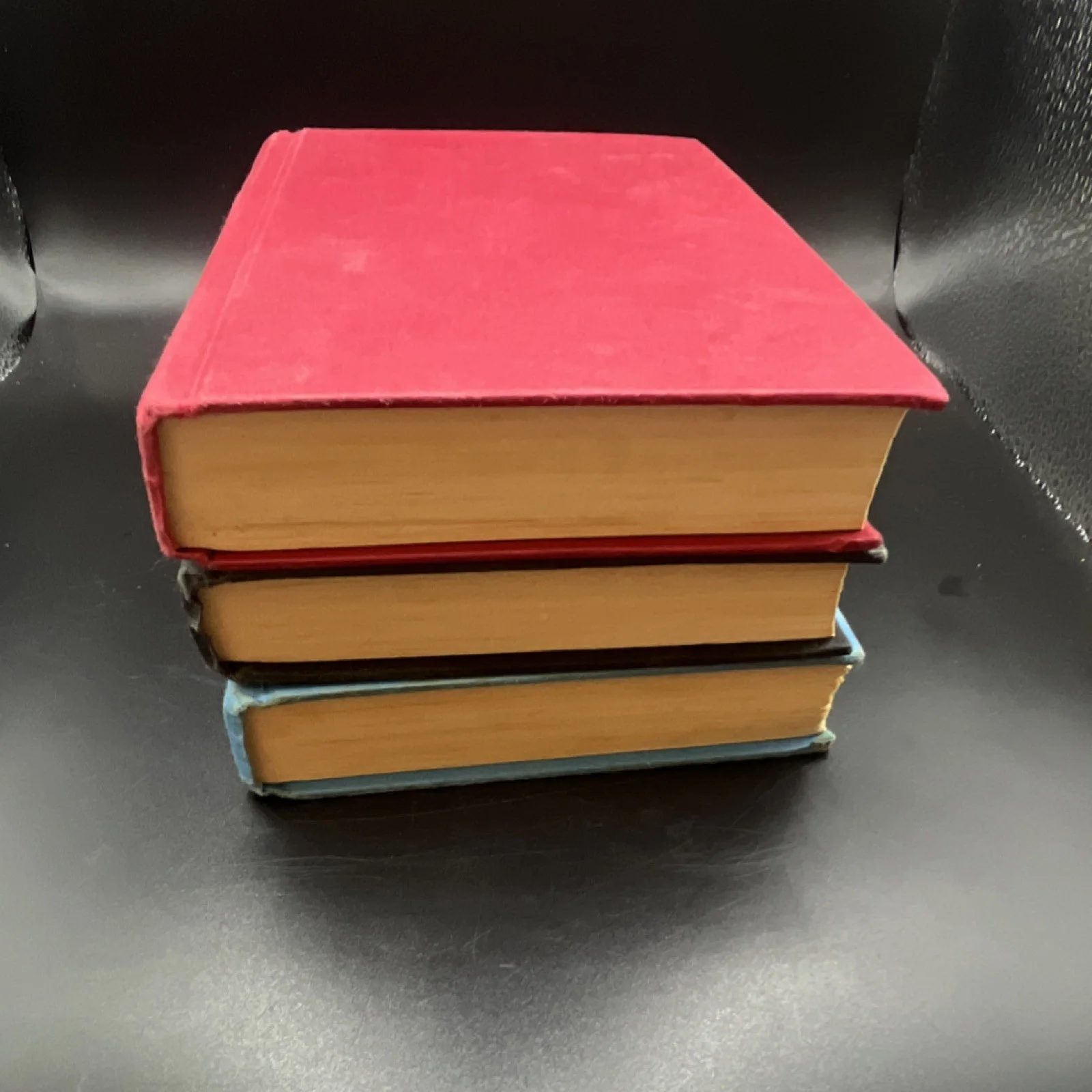 Marie Lu — Marie Lu Legend Trilogy Hardcover Book Set No Dust covers, изображение 4