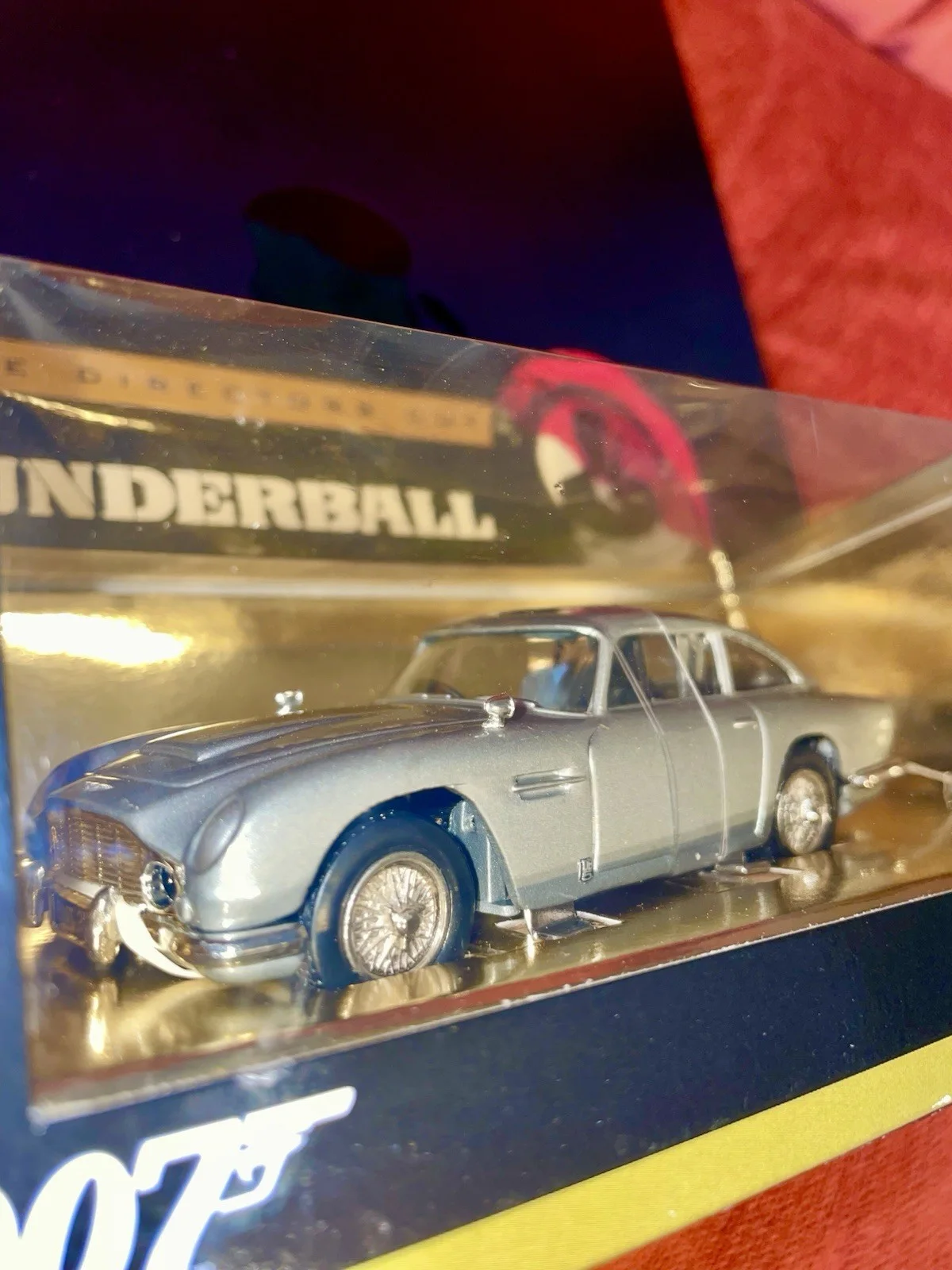 Corgi Thunderball James Bond 5” 1:36 DB5 Boxed Mint Shop Condition Directors Cut, image 4