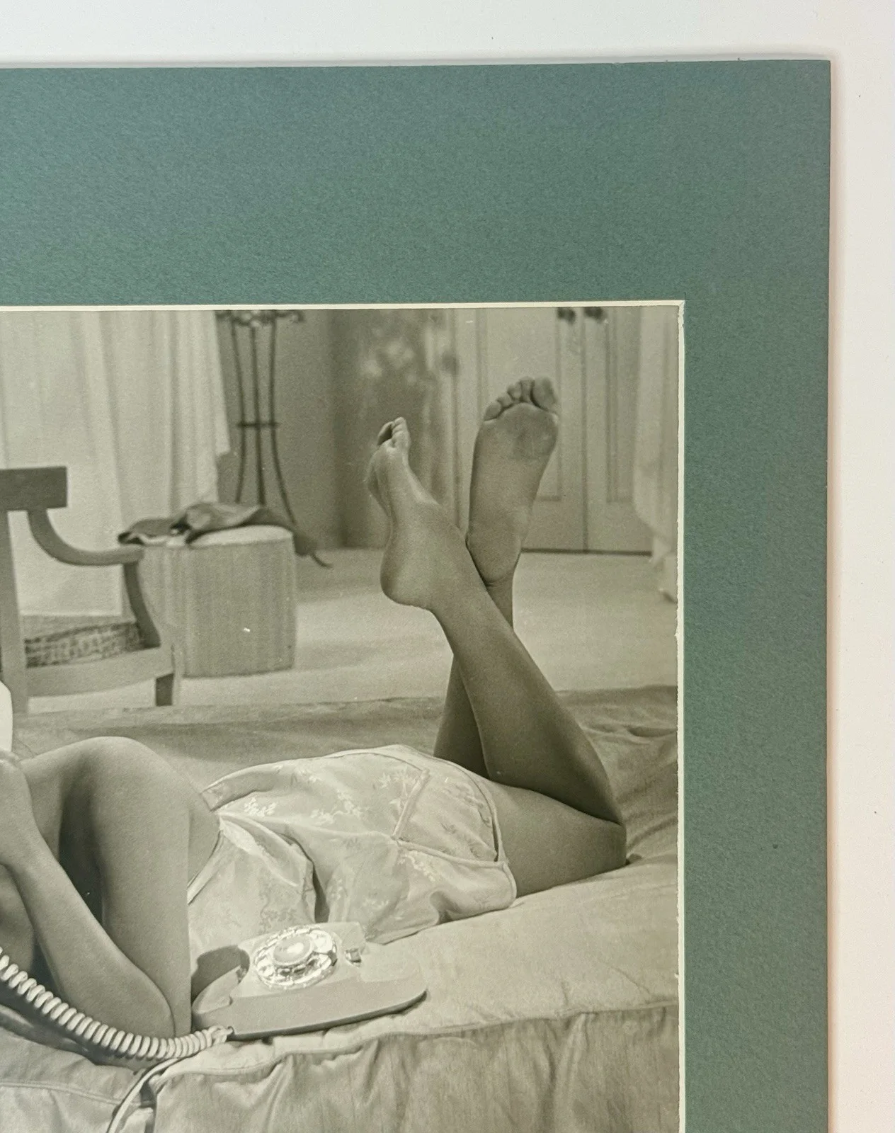 Nancy Kwan — Nancy Kwan *SIGNED* Matted Photo Display (11x14 in) ~ RARE, image 4