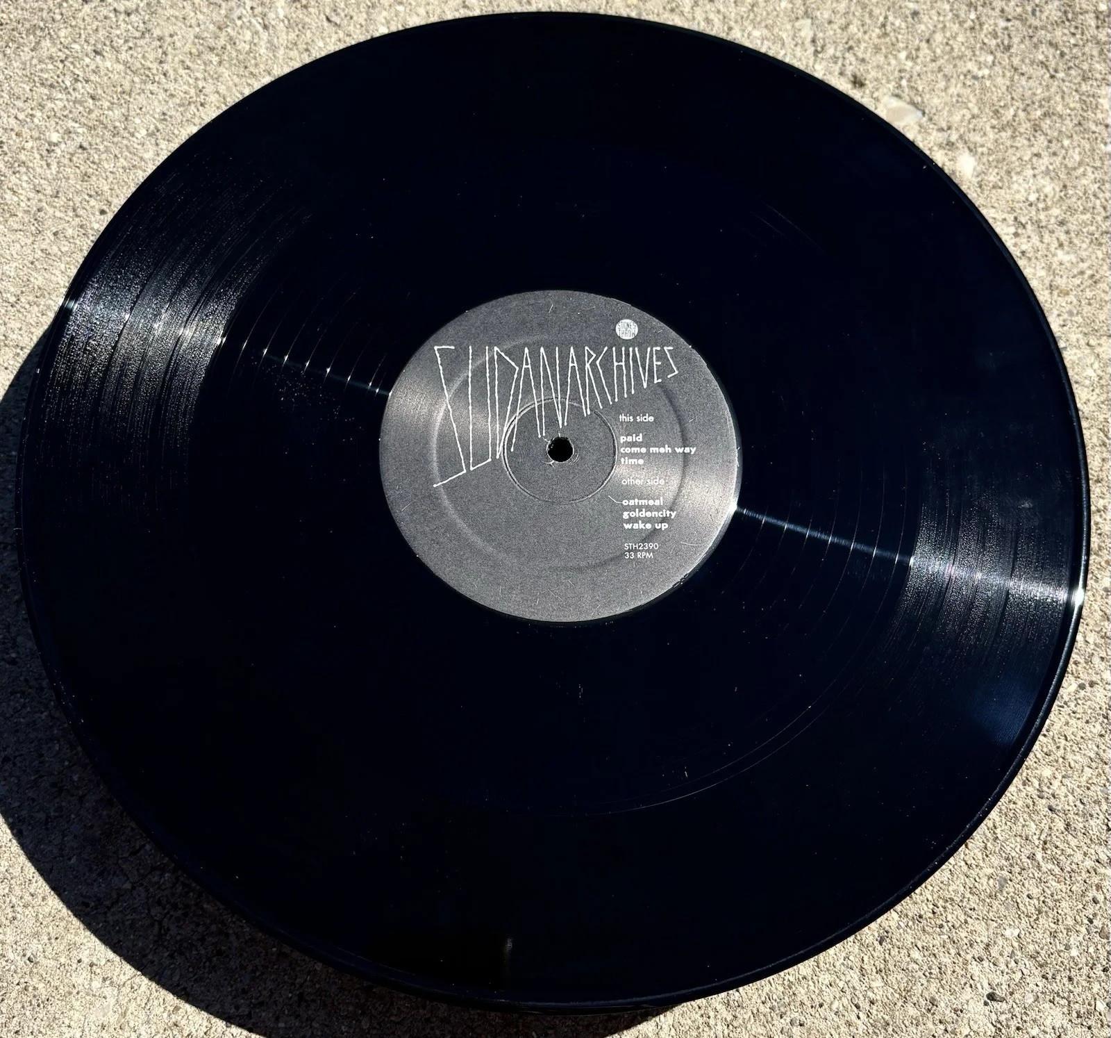 SUDAN ARCHIVES SIGNED Vinyl JSA COA, image 4