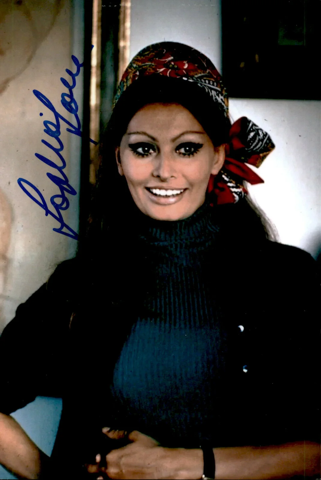 Sophia Loren — Sophia Loren Signed Autographed 4x6 Photo Movie Star / Actress / Beautiful #16