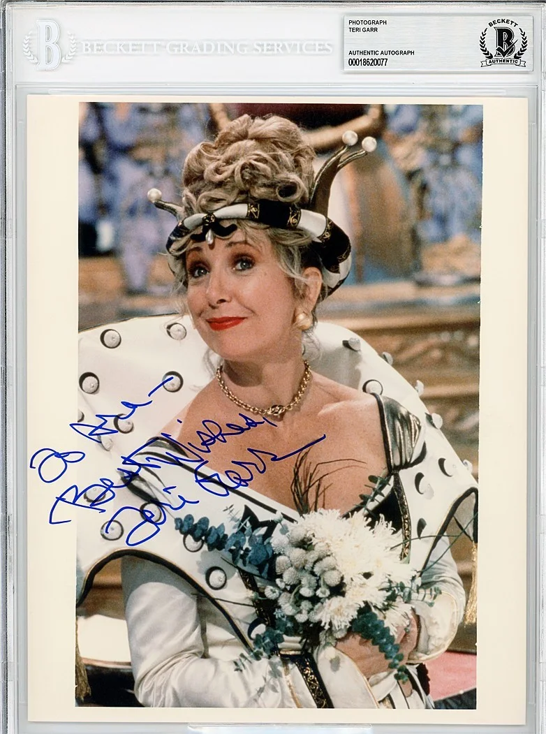 Teri Garr — 1992 -TERI GARR- BECKETT Signed/Autograph/Auto MOM AND DAD SAVE THE WORLD Photo