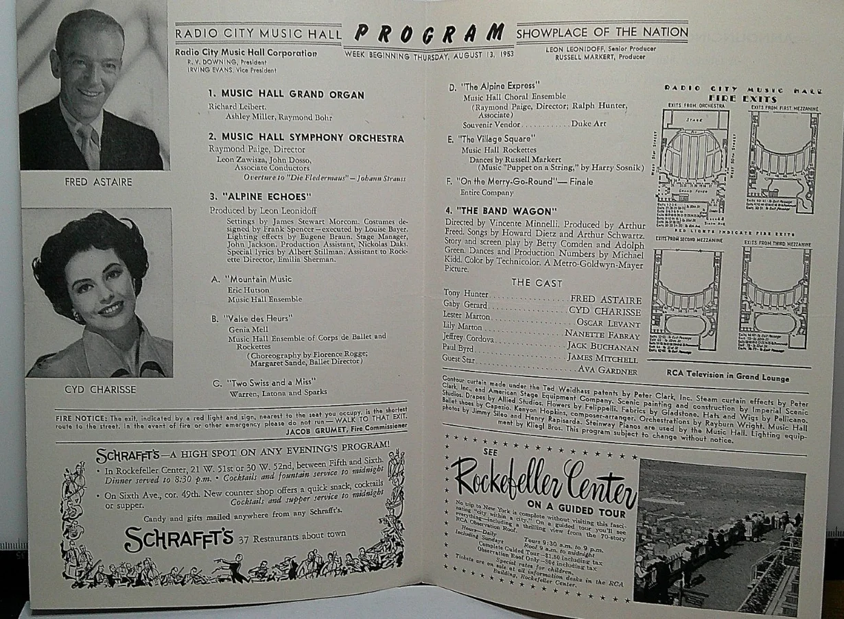 1953 Radio City Music Hall New York leaflet The Band Wagon Fred Astaire, изображение 3