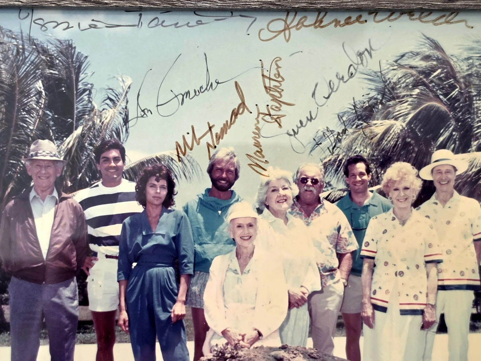 Cast — RARE: COCOON: THE RETURN MOVIE CAST AUTOGRAPHED SIGNED 8x10 PHOTOGRAPH + BONUS!, изображение 4