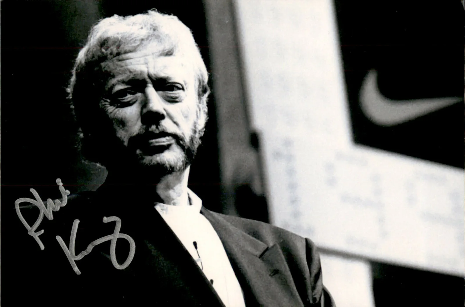 Phil Knight — Phil Knight Signed Autographed 4x6 Photo Nike Founder & CEO Sneaker Legend #5