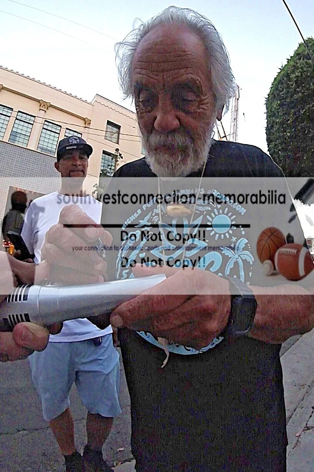 Tommy Chong — Tommy Chong Signed Pyle Microphone Exact Photo Proof Beckett BAS Memorabilia COA, image 2