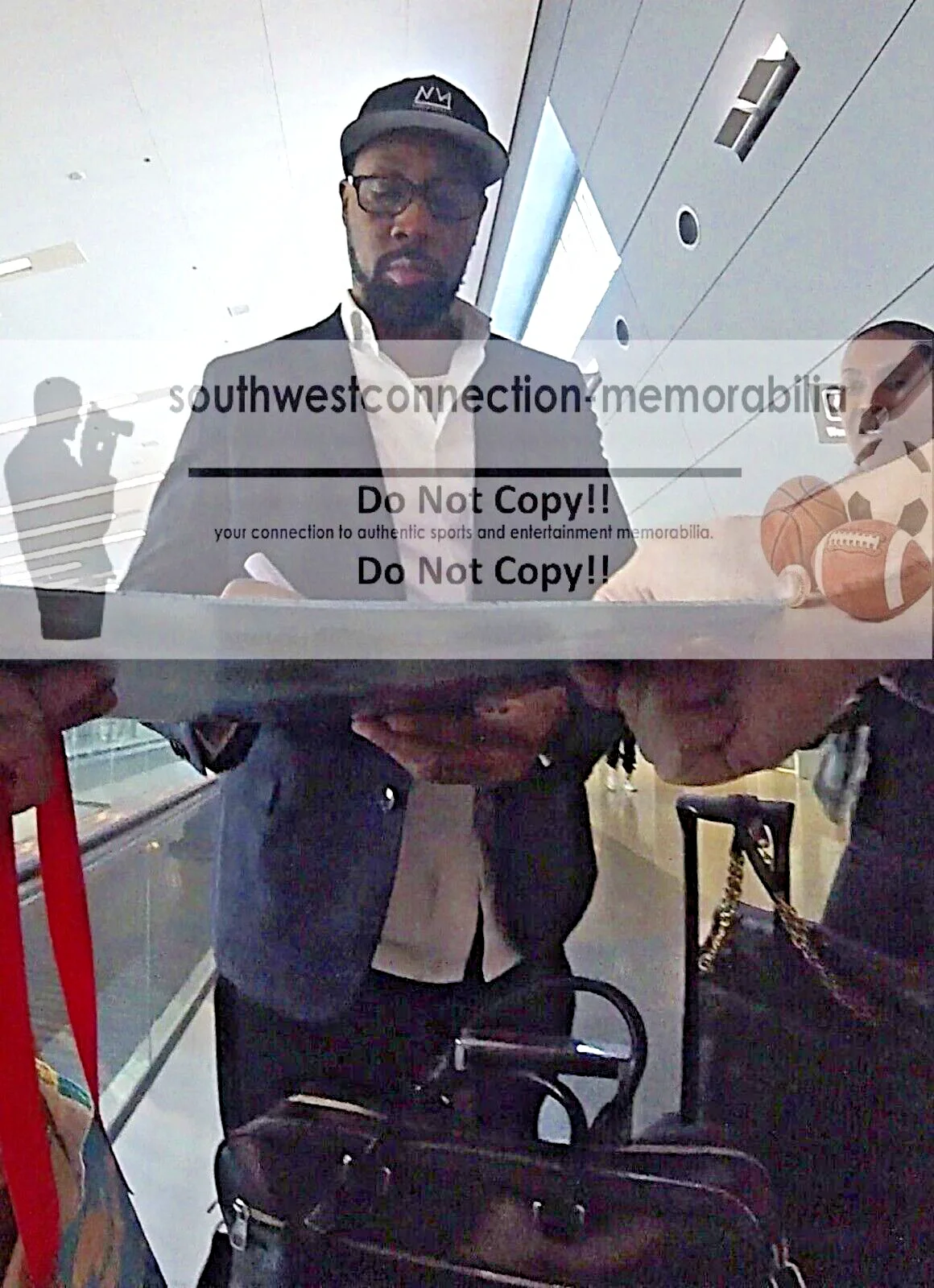 RZA — RZA Signed Bobby Digital Vinyl Album Wu Tang Clan Beckett BAS COA Rap Hip Hop, изображение 2