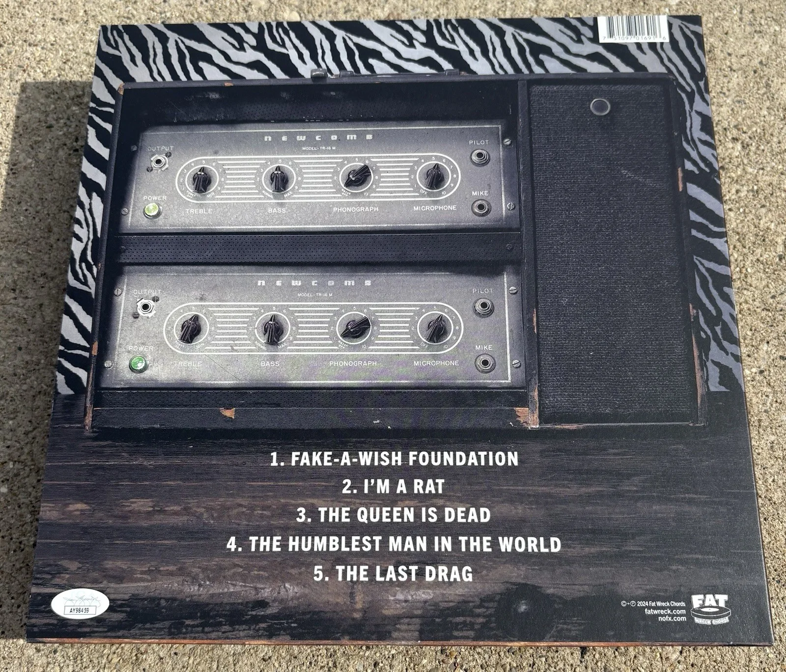 FAT MIKE SIGNED Vinyl JSA COA NOFX Half Album, image 3