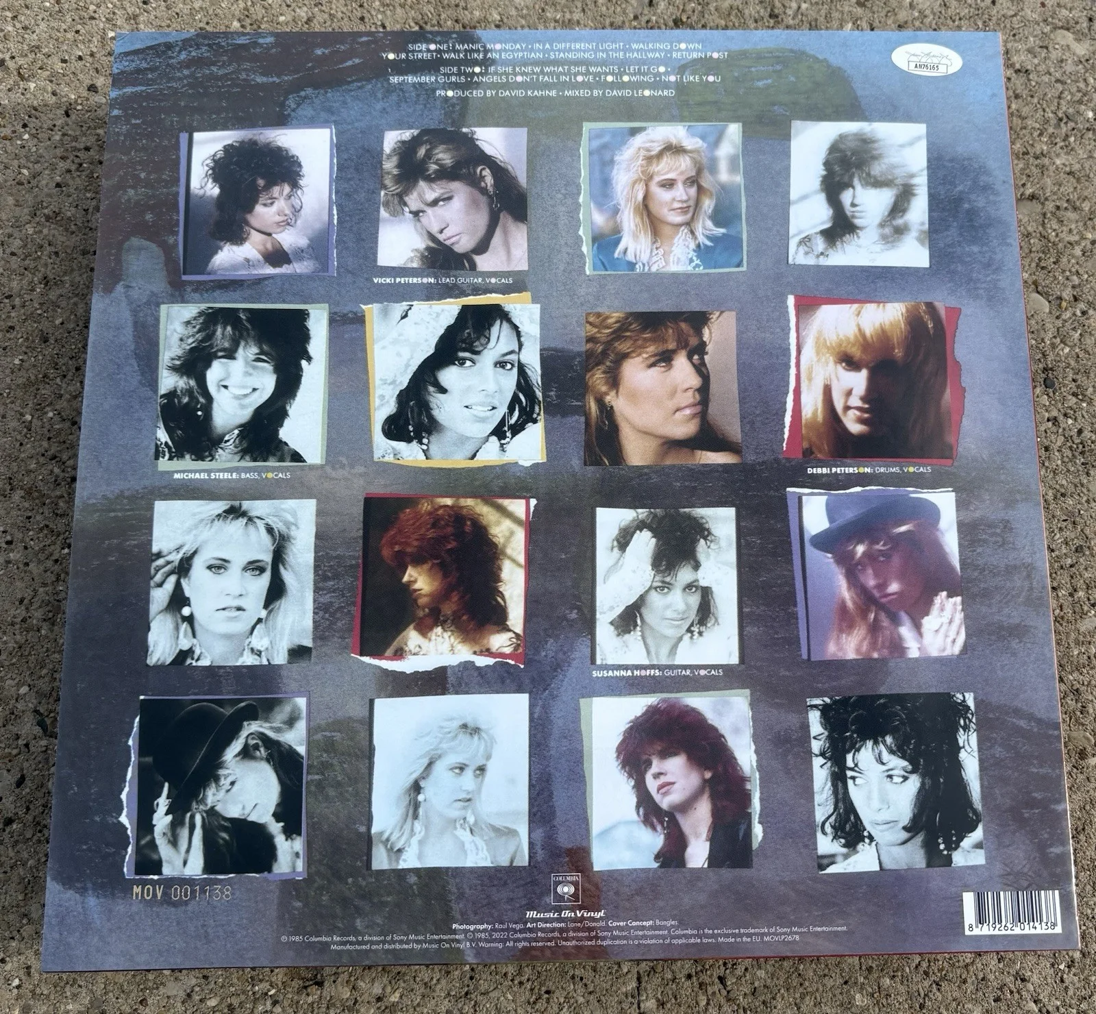 THE BANGLES Susanna Hoffs SIGNED Purple Vinyl JSA COA Different Light, image 3