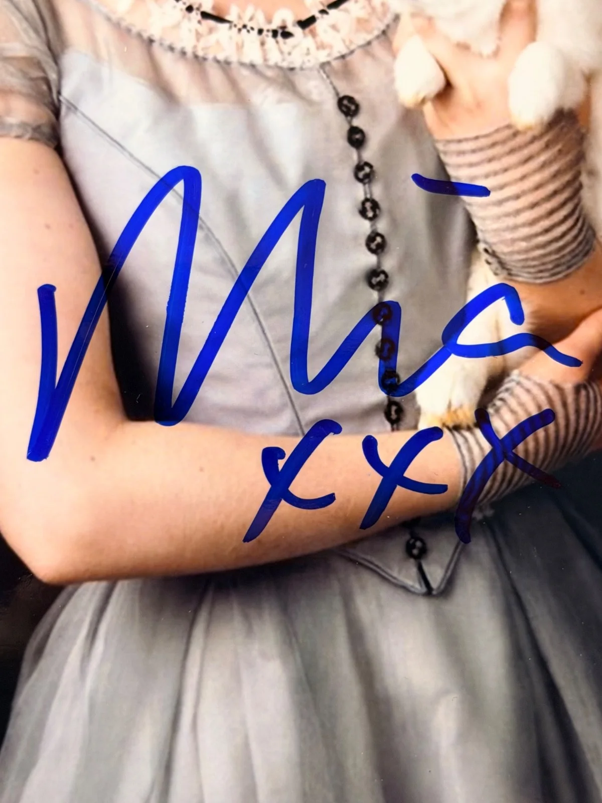 Mia Wasikowska — Mia Wasikowska Signed Autographed 8x10 Photo Alice in Wonderland, изображение 2