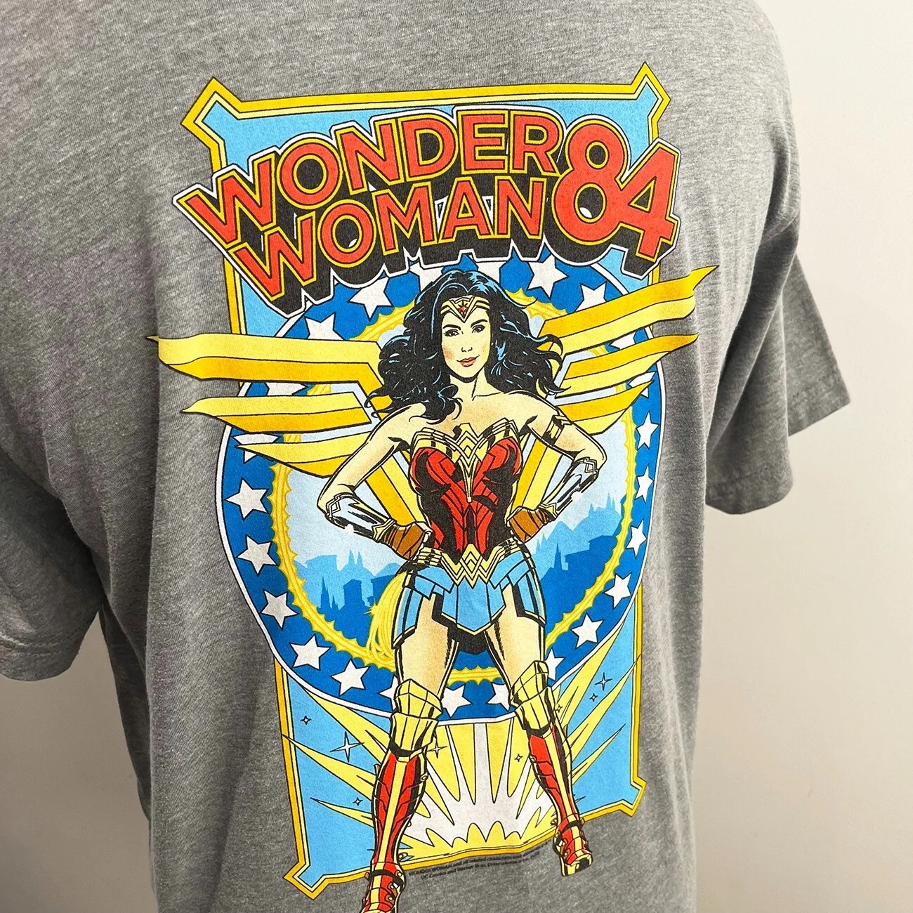WONDER WOMAN Cast & Crew T-Shirt Production Gift Movie Film WW84 DC Comics L, изображение 5