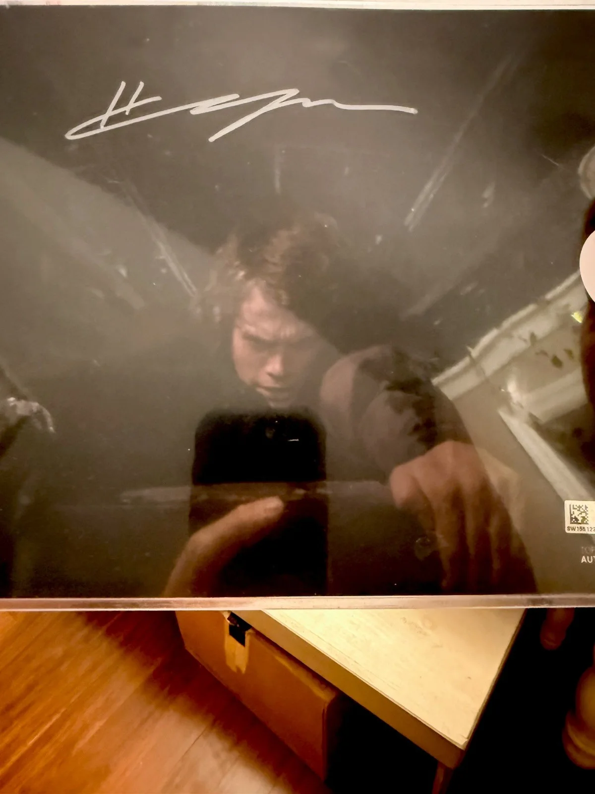 Hayden Christensen — Topps Authentics Star Wars Original Hayden Christensen Autographed Movie Photo, image 2