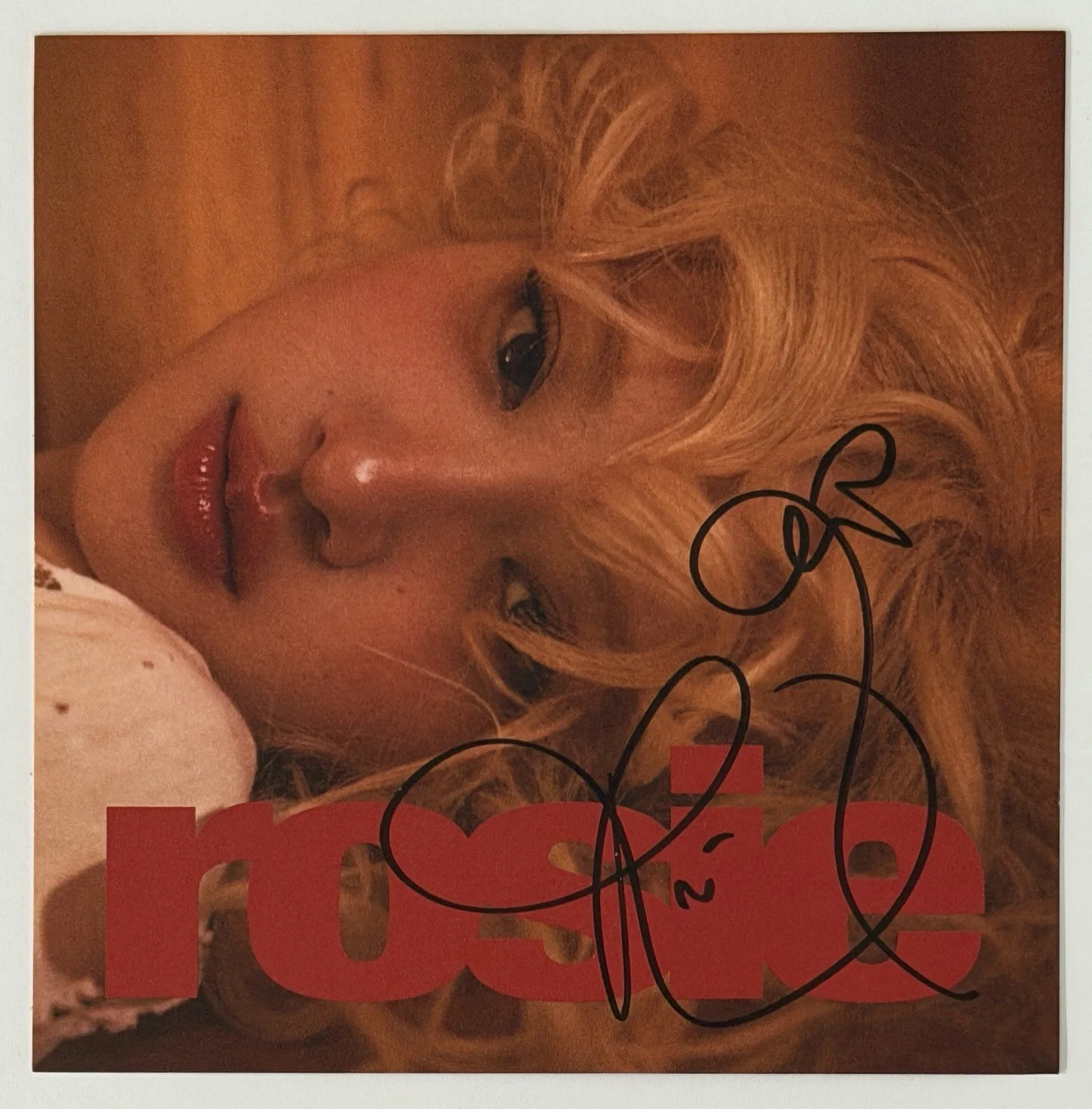 FRAMED ROSE SIGNED ROSIE COVER ART CARD & CD PSA DNA COA AUTOGRAPH BLACKPINK, image 3