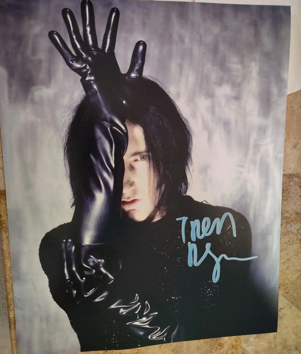 Trent Reznor Rare Signed 8x10 Downward Era Nine Inch Nails Spiral Bold Signatur, изображение 2
