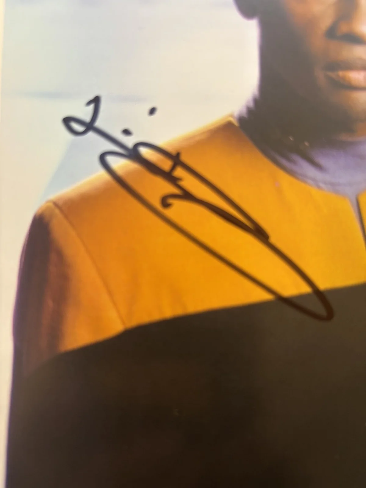 Tim Russ — Star Trek Voyager- Tuvok- Tim Russ AUTOGRAPHED 8x10 Picture