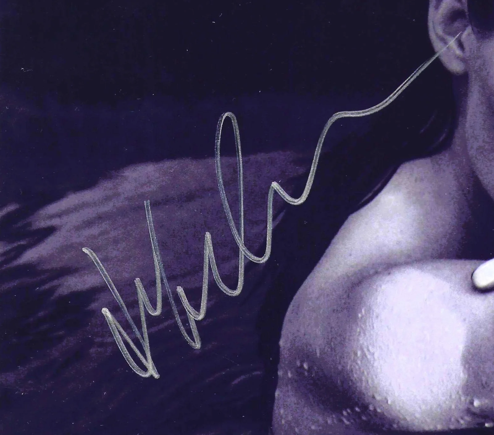 Jennifer Garner — Jennifer Garner SIGNED 8 ¼ x 11 ¾ ELEKTRA, ALIAS,"DEADPOOL & WOLVERINE" / COA, image 2