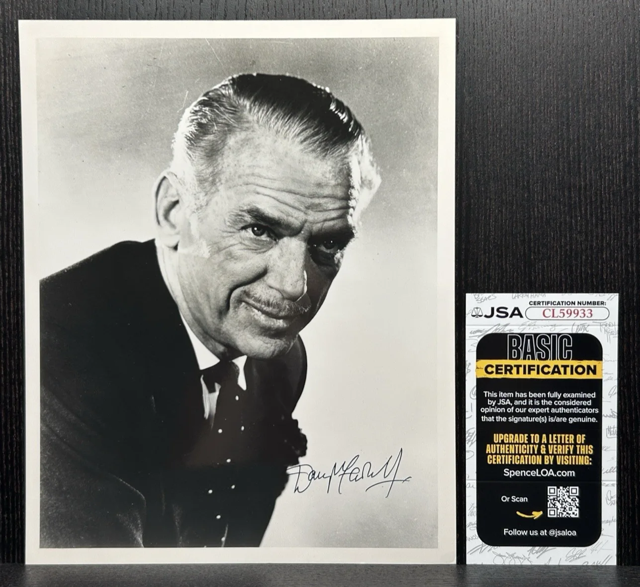 Douglas Fairbanks Jr — DOUGLAS FAIRBANKS JR. ORIGINAL SIGNED 8x10 PHOTO Autograph JSA COA Gunga Din