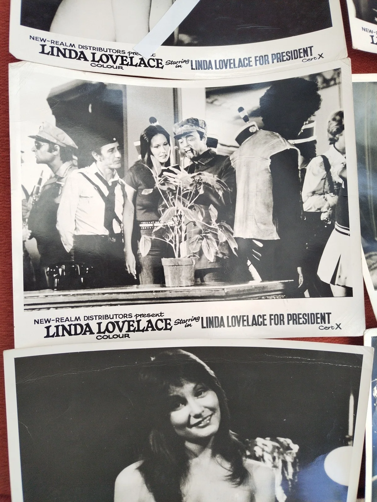 Linda Lovelace For President / 1975 / Full Original UK Lobby Card Set 8x Cards, изображение 3