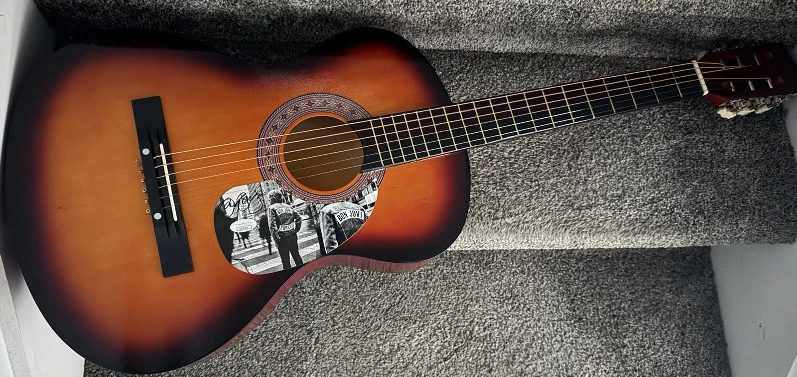 Jon Bon Jovi — Bon Jovi Signed Guitar COA Jon Bon Jovi Autograph JSA Hologram Auto VHTF, image 3