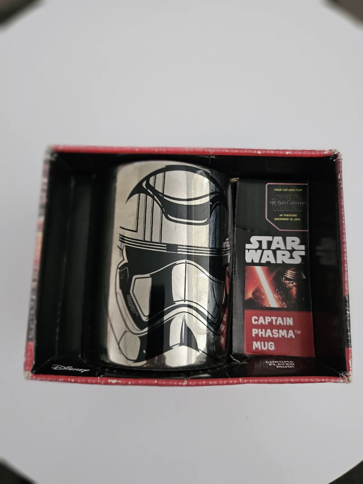 STAR WARS THE FORCE AWAKENS CAPTAIN PHASMA CHROME PLATED CERAMIC MUG NEW, image 2
