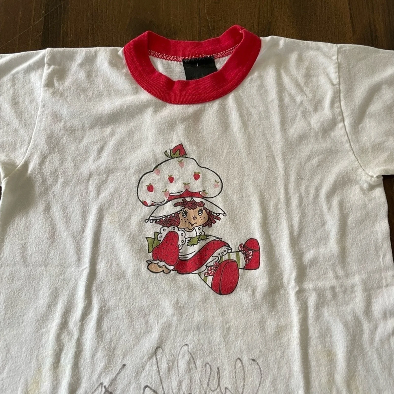 Veruca Salt Music Band Signed Autograph Strawberry Shortcake Shirt Genuine, image 3