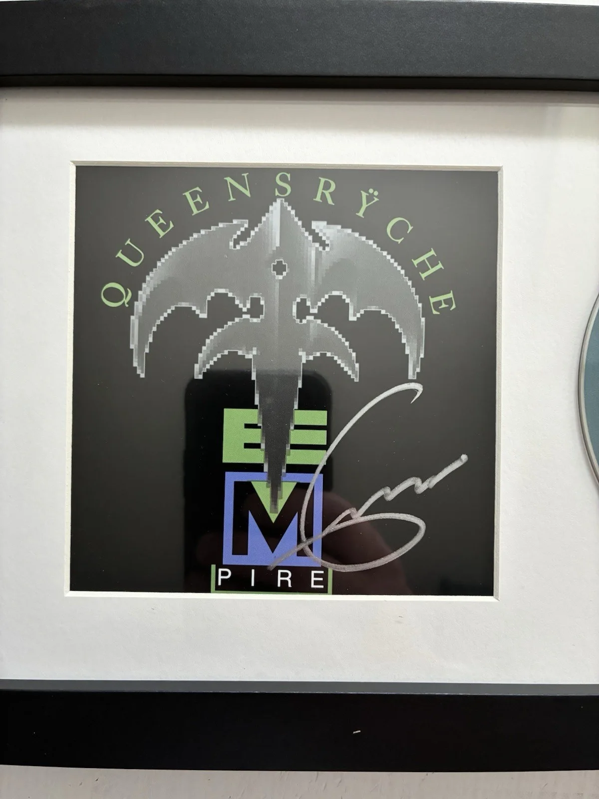 GEOFF TATE QUEENSRYCHE SIGNED AUTOGRAPH Empire FRAMED CD Booklet, image 2