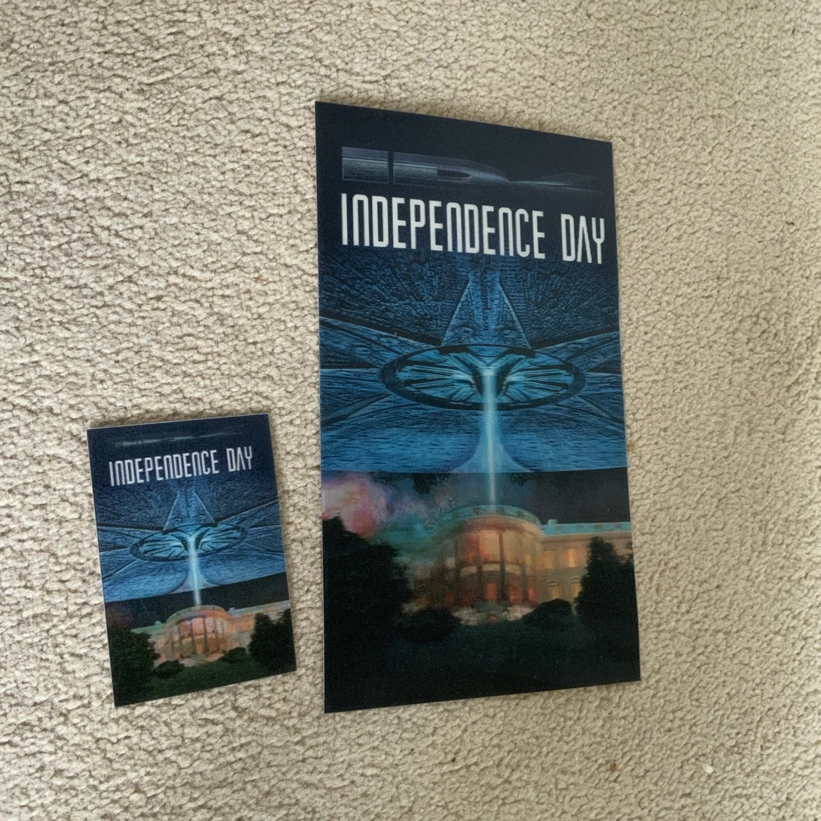 Very Rare Independence Day Small Lenticular Card Complete With Larger Version, image 2
