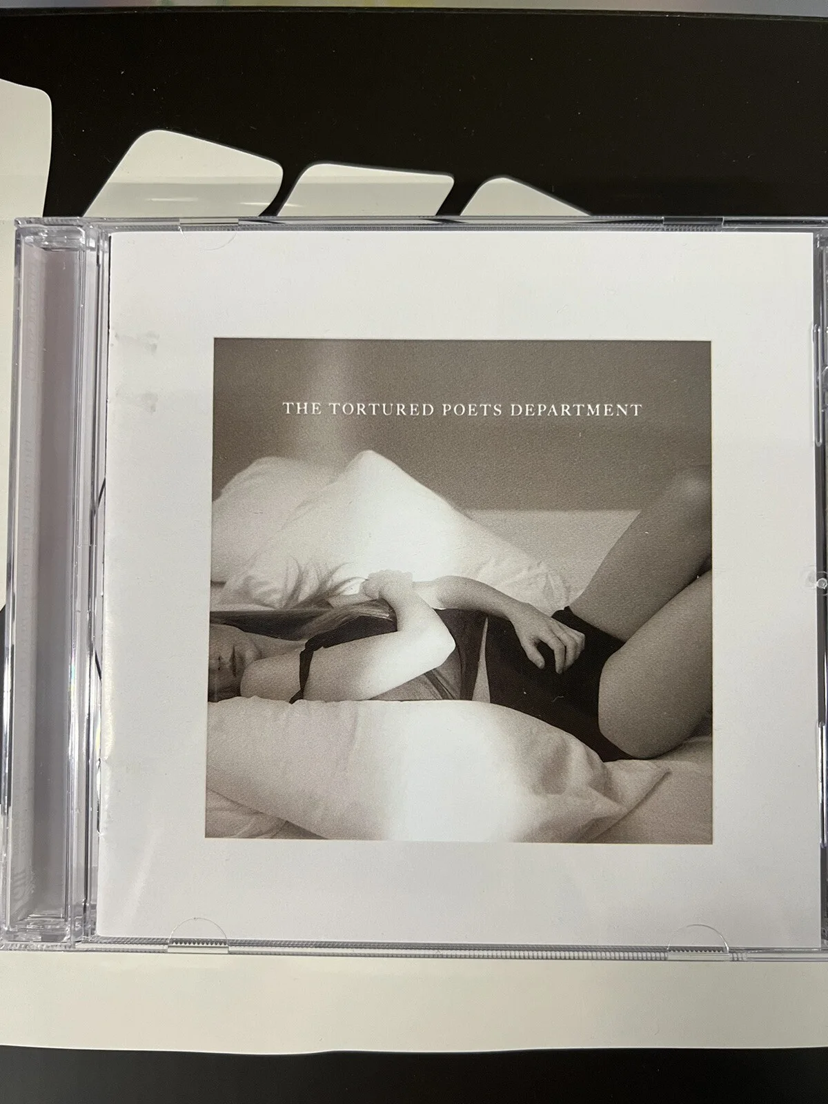 Taylor Swift The Tortured Poets Department CD & Hand Signed Photo In Hand Re, изображение 2