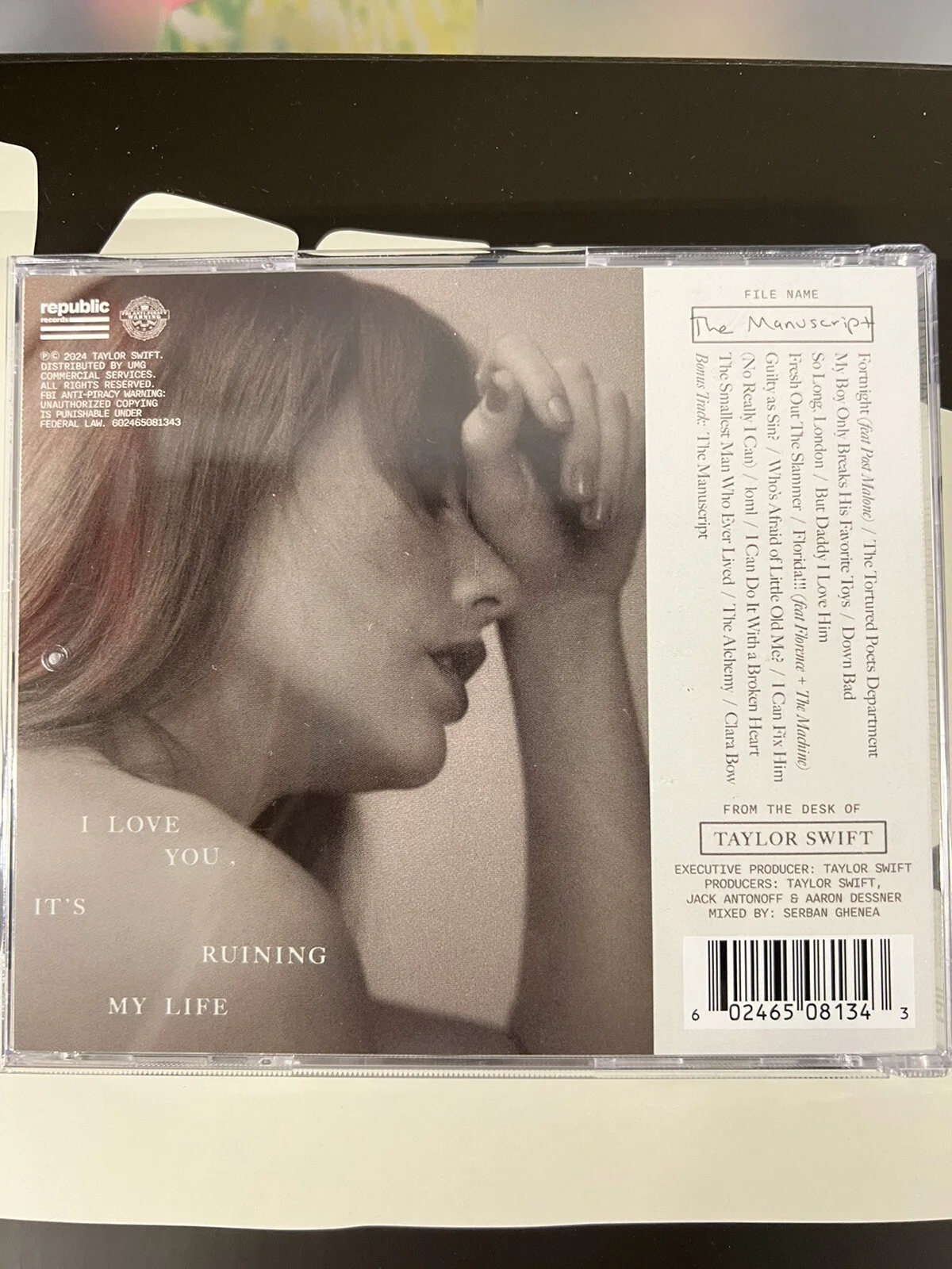Taylor Swift The Tortured Poets Department CD & Hand Signed Photo In Hand Re, изображение 3