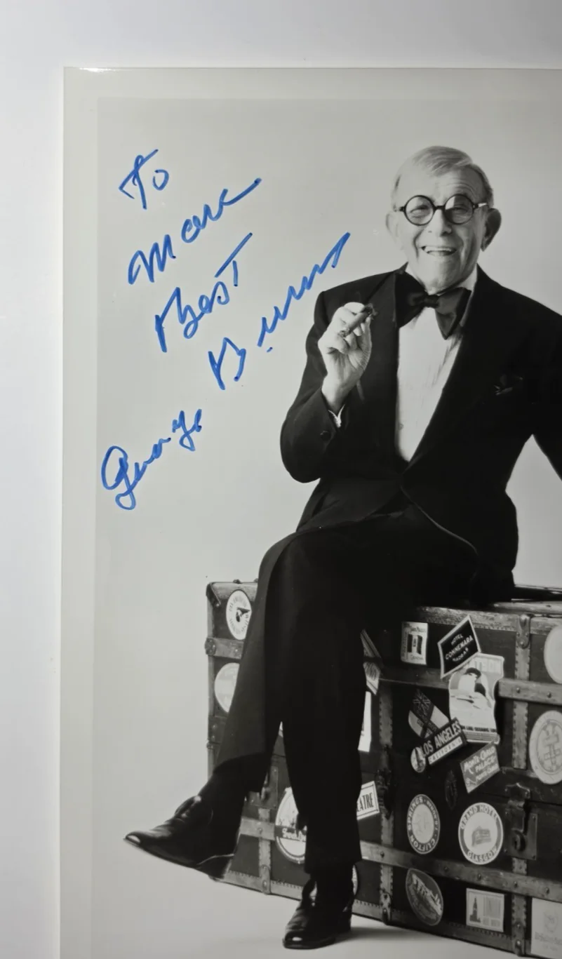 GEORGE BURNS Autographed / SIGNED Photo & Las Vegas SANDS Hotel Marquee Photo, изображение 4