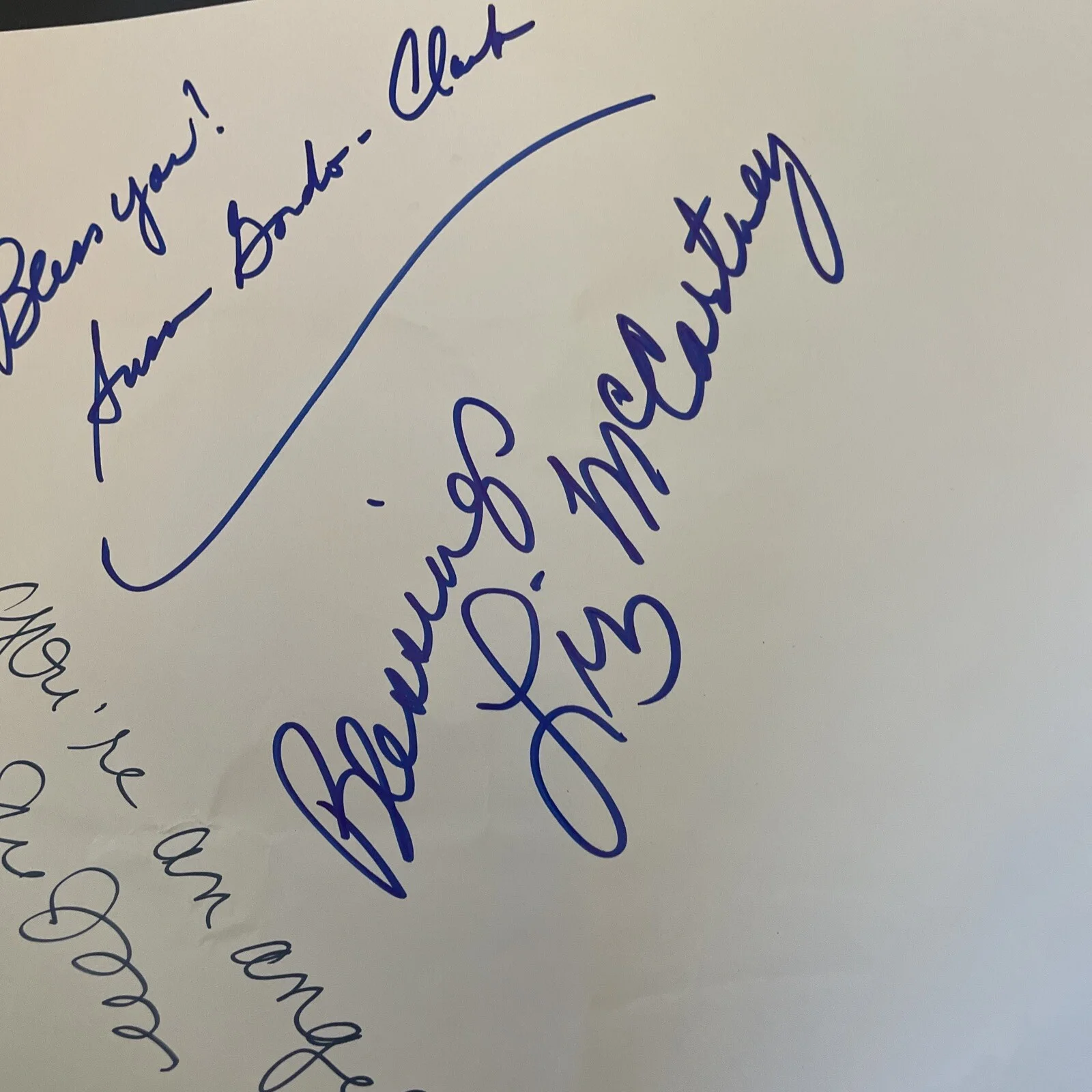 Clark/McCartney — Susan Gordo-Clark & Liz McCartney Autographed 1993 Special Daily News, изображение 3