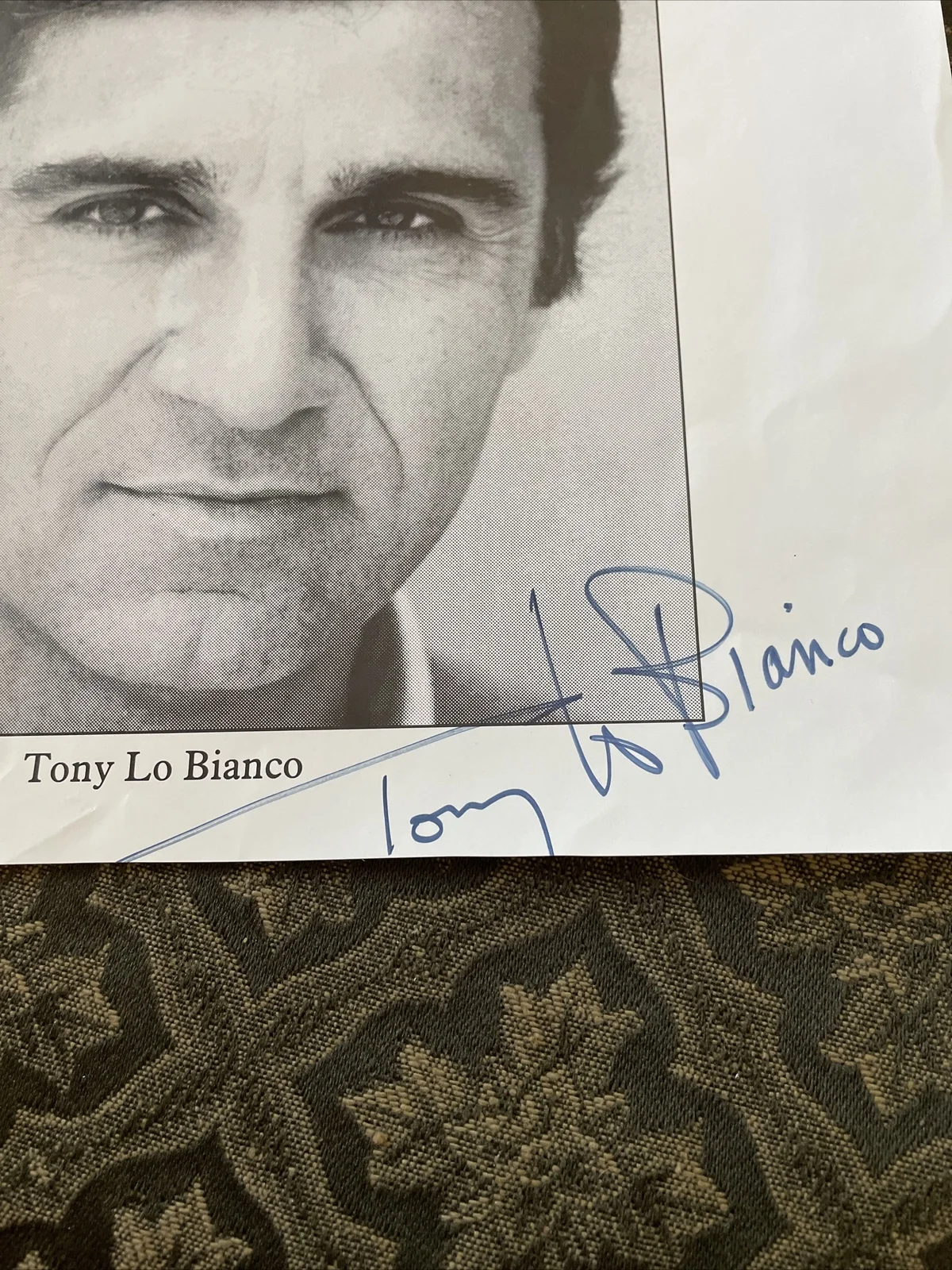 Tony Lo Bianco — Tony Lo Bianco Autographed 1993 Special Daily News Sheet Columbus Ave. Festival, изображение 2