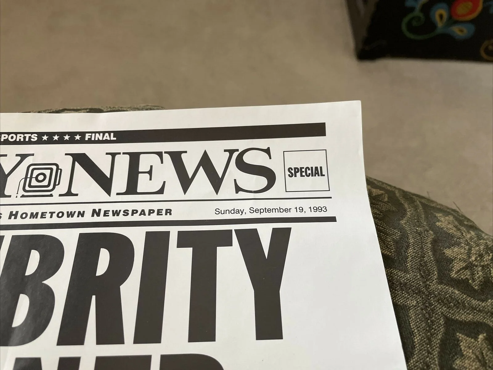 Dr. Jay B. Adlersburg — Dr. Jay B. Adlersburg, Eyewitness News NY Autographed 1993 Special Daily News, изображение 4