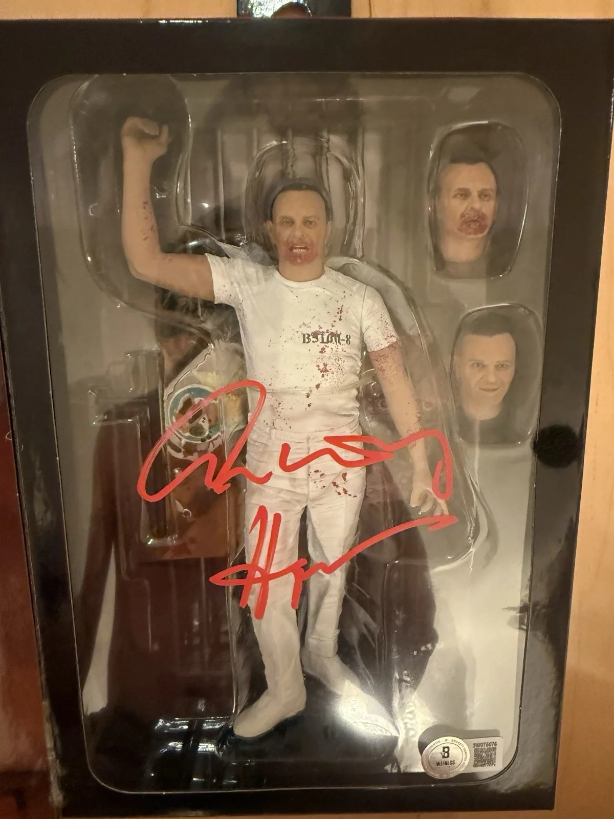 Anthony Hopkins Signed Hannibal Lecter NECA 7” Figure 🔥JSA Very Rare!!, изображение 5