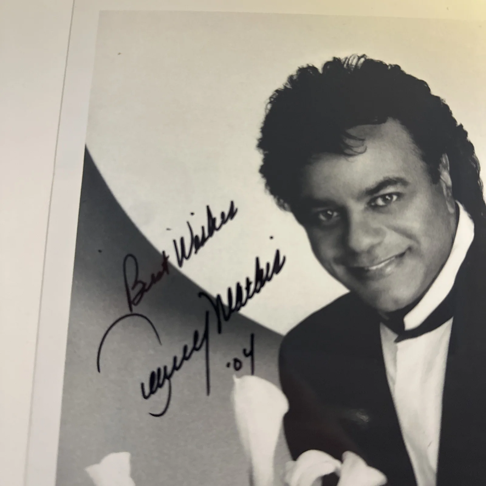 Johnny Mathis Vintage Promo Photo Autographed 8 X 10 Signed Authentic, image 2