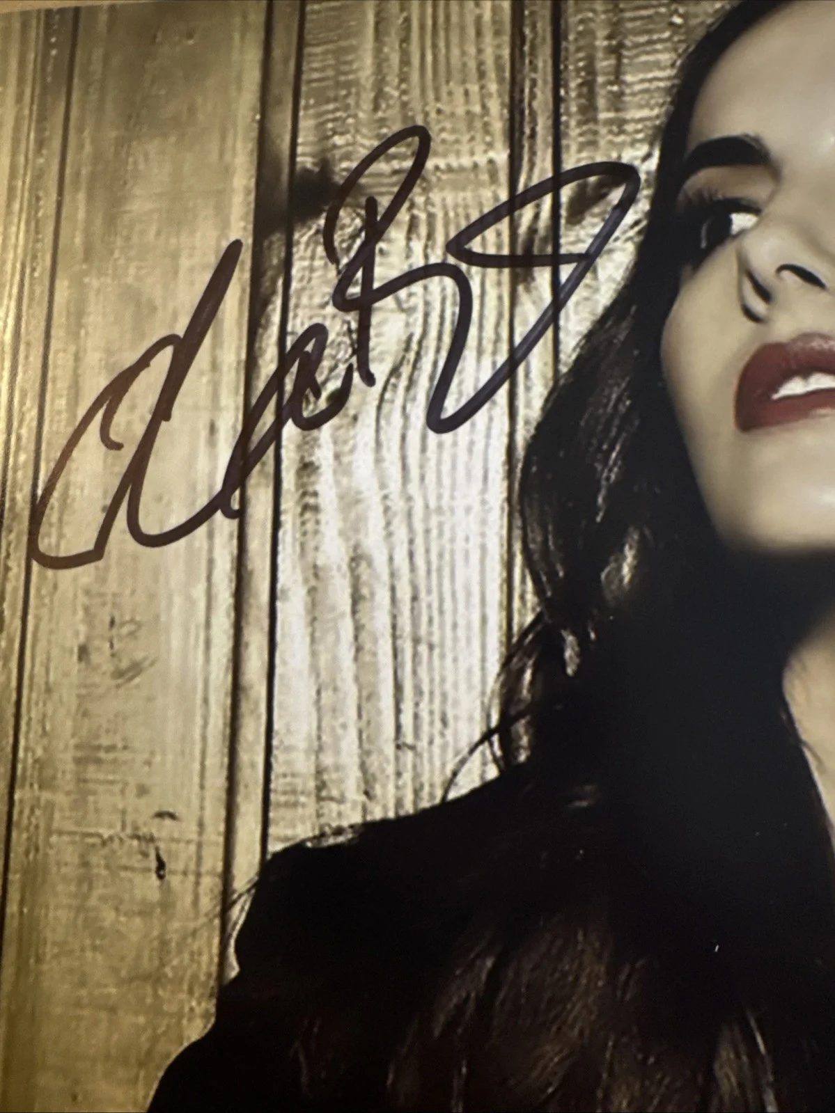 Camilla Belle — Camilla Belle Signed 8x10 Glamour Shot Photo In Person Autograph, изображение 2
