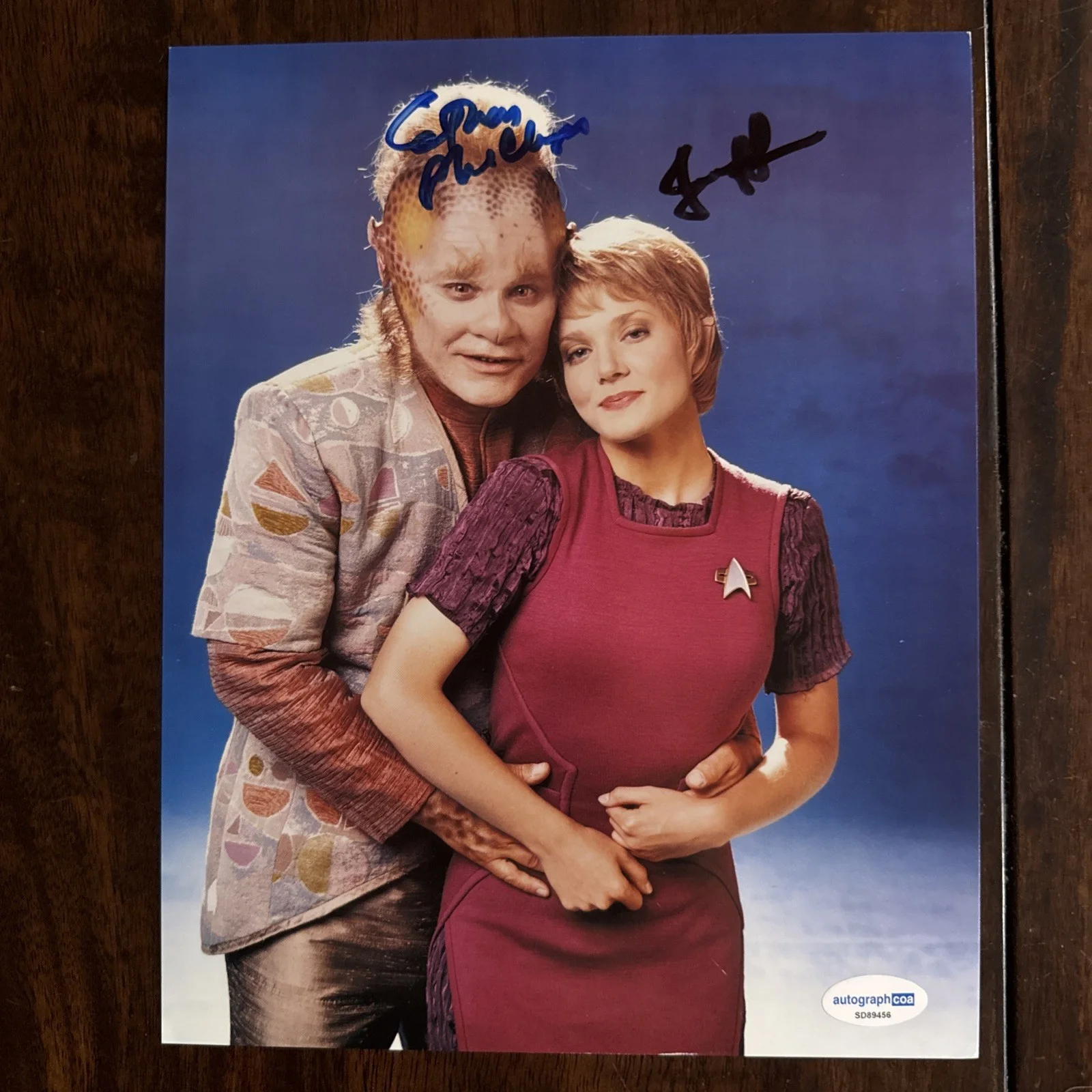 Ethan Phillips and Jennifer Lien — Ethan Phillips and Jennifer Lien Signed 8X10 Picture Star Trek Voyager ACOA COA