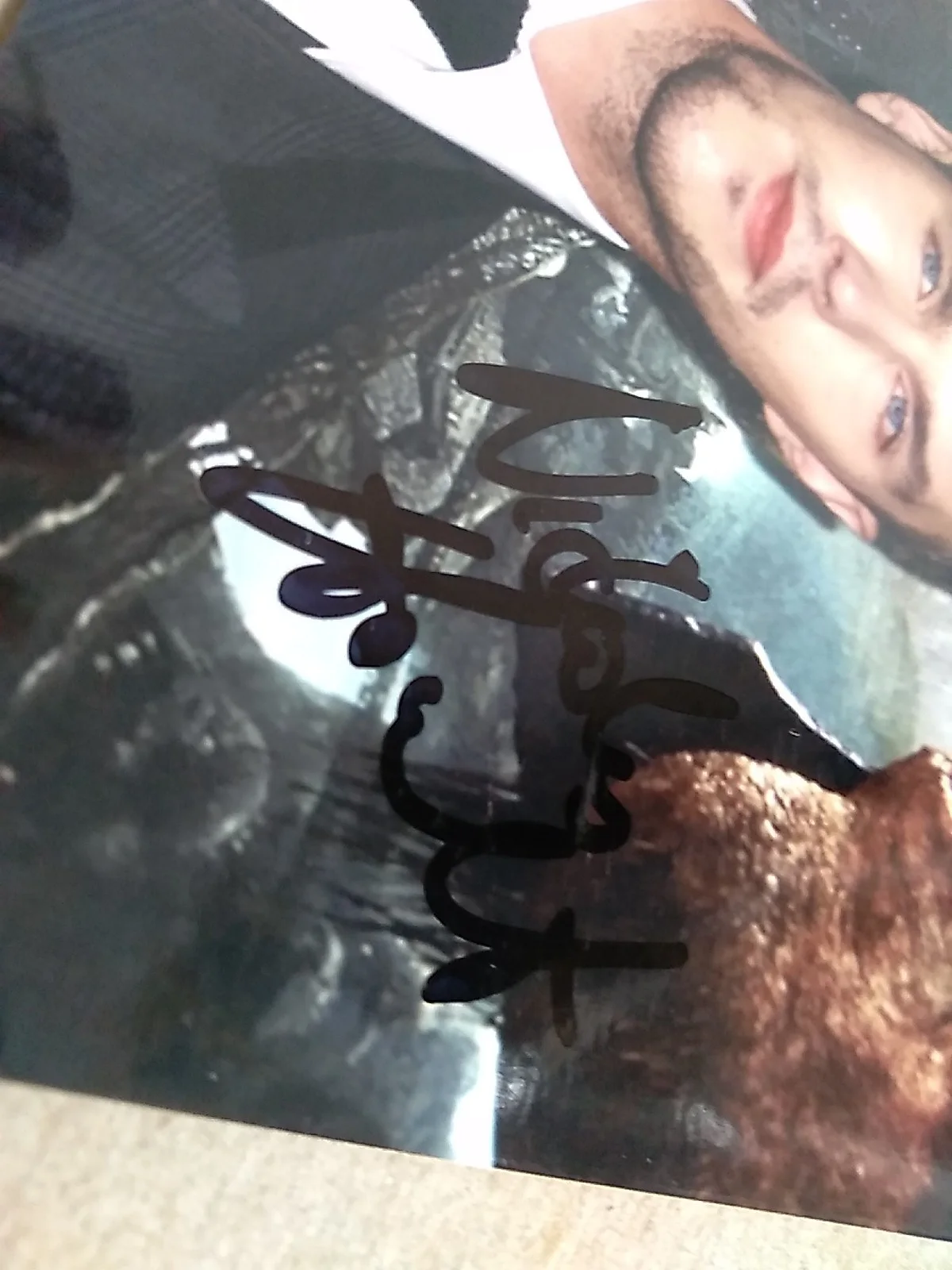 Nicholas Carados Hoult British Actor And Producer Autographed Signed 6x4in Photo, изображение 3