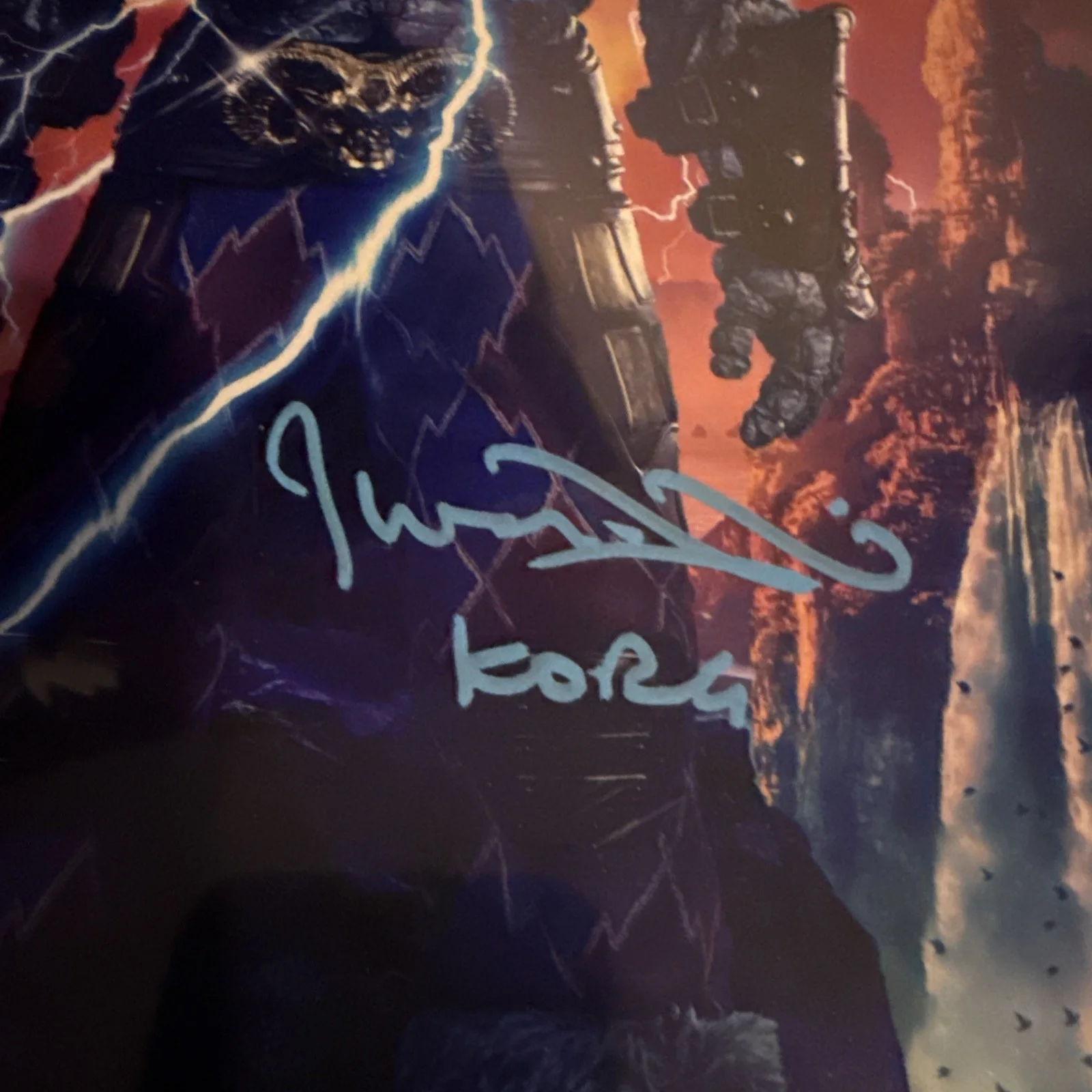 Taika Waititi — TAIKA WAITITI SIGNED 'THE AVENGERS' THOR KORG 8x10 PHOTO SWAU COA, изображение 2