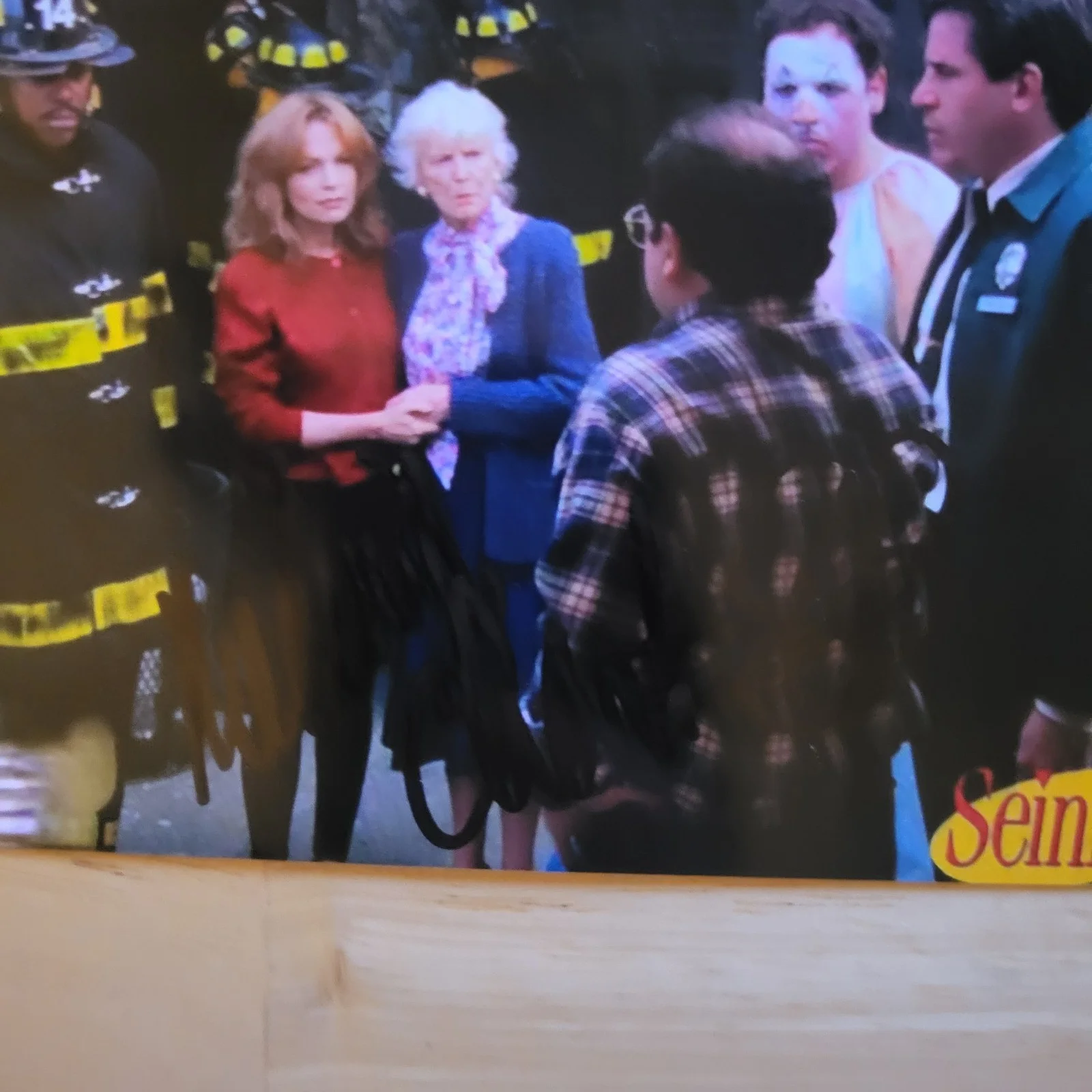 Melanie Chartoff — Melanie Chartoff SEINFELD Hand Signed 4x6 Autographs, image 3