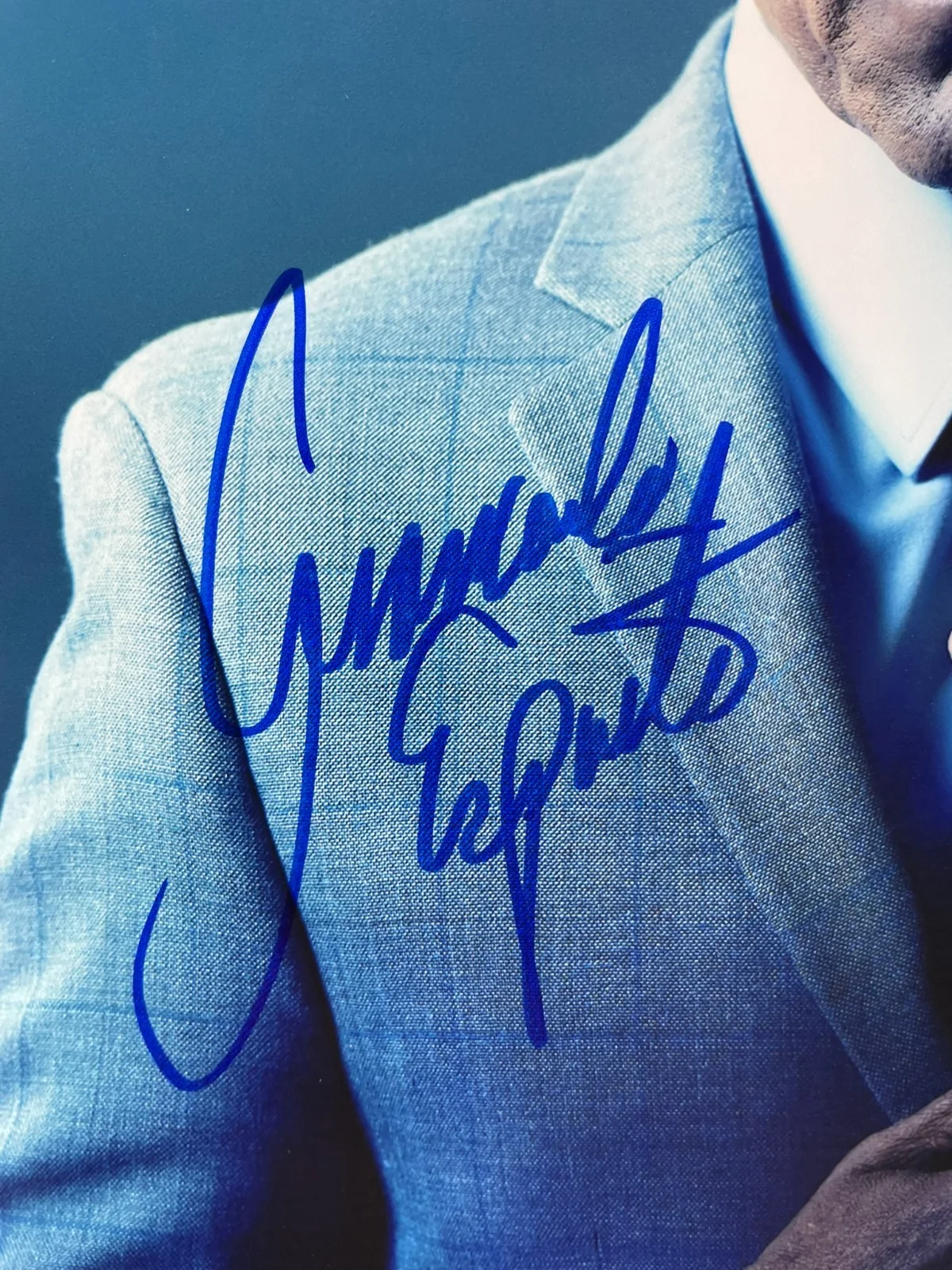 Giancarlo Esposito — Giancarlo Esposito Signed Breaking Bad Gus Fring 8x10 Photo Autograph JSA COA, image 2
