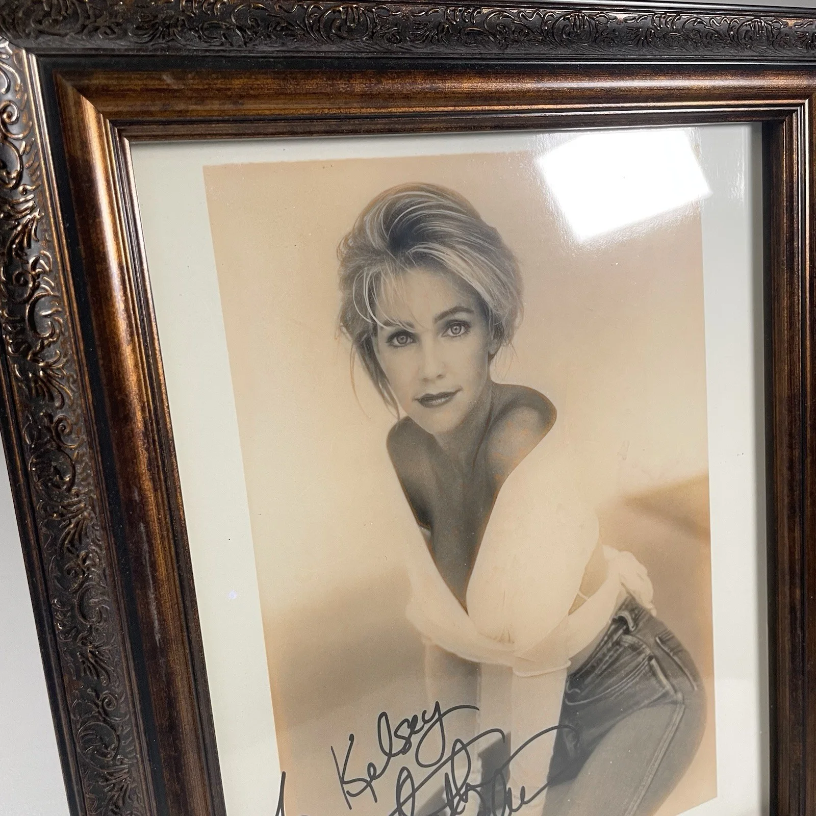 Heather Locklear — Vtg Heather Locklear Signed Photo Framed Autographed Collectible Display Actress, image 3