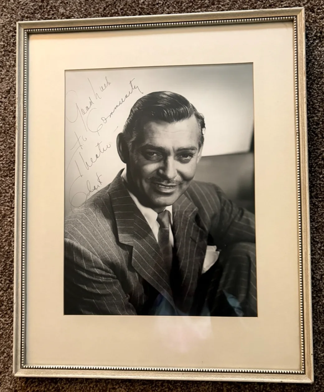Claude Rains — Oversized CLARK GABLE Autographed Photo SIGNED in 1951 / PROFESSIONALLY FRAMED, image 2